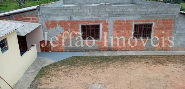 Fazenda / Sítio / Chácara com 3 Quartos à venda, 220m² no Rosa Machado, Piraí