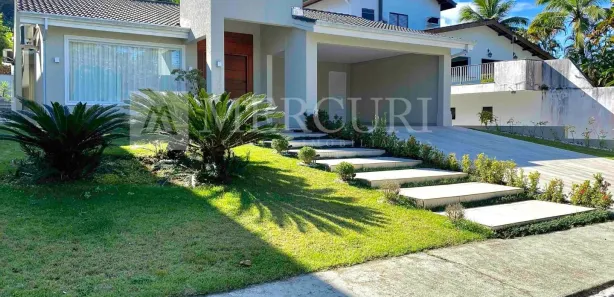 Casa de Condomínio com 3 Quartos para alugar, 340m² no Enseada, Guarujá