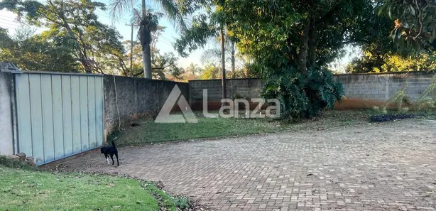 Fazenda / Sítio / Chácara com 2 Quartos para venda ou aluguel, 560m² no Nova Veneza, Paulínia