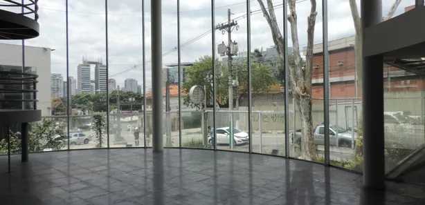 Prédio Inteiro para alugar, 909m² no Morumbi, São Paulo