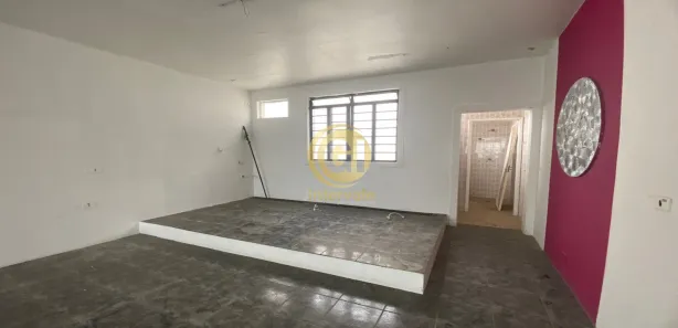Conjunto Comercial / Sala para alugar, 50m² no Centro, Jacareí