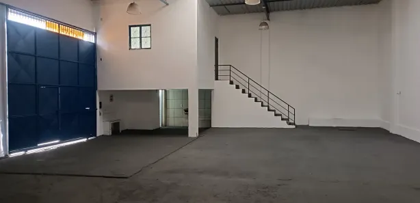 Galpão / Depósito / Armazém para alugar, 164m² no Jardim Meriti, São João de Meriti