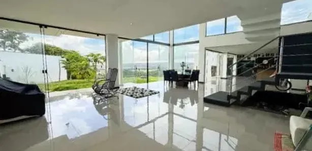 Casa de Condomínio com 5 Quartos à venda, 690m² no Região dos Lagos, Brasília