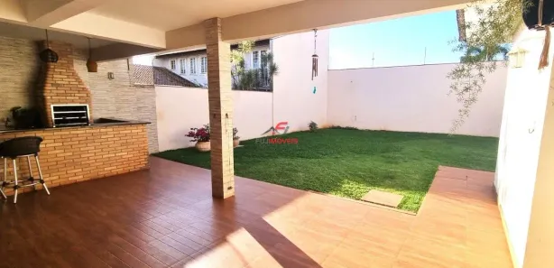 Casa de Condomínio com 3 Quartos à venda, 250m² no Zona 08, Maringá