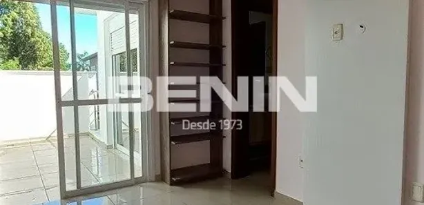 Sobrado com 3 Quartos à venda, 180m² no Nossa Senhora das Graças, Canoas