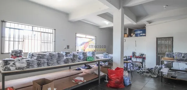 Loja / Salão / Ponto Comercial à venda, 101m² no Ipiranga, Divinópolis