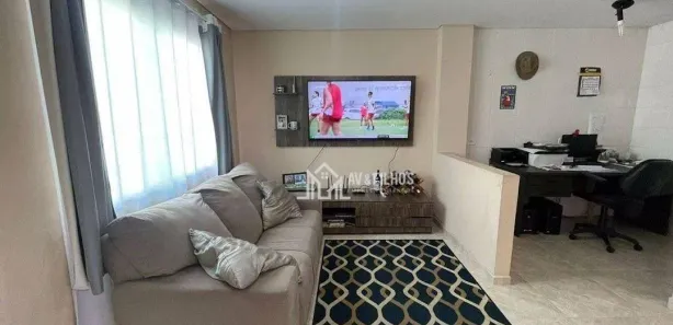 Sobrado com 3 Quartos à venda, 70m² no Vila São Tiago, Piraquara