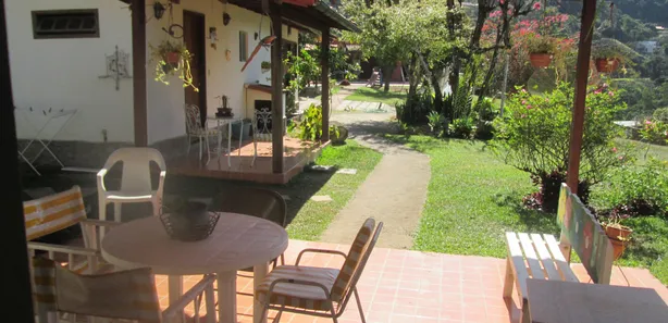 Fazenda / Sítio / Chácara com 5 Quartos à venda, 500m² no Itaipava, Petrópolis