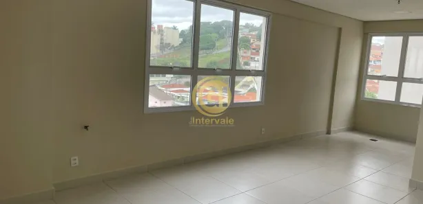 Conjunto Comercial / Sala para alugar, 50m² no Centro, Jacareí
