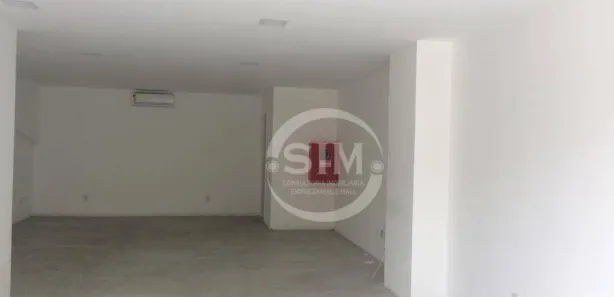 Loja / Salão / Ponto Comercial à venda, 39m² no Centro, Cabo Frio