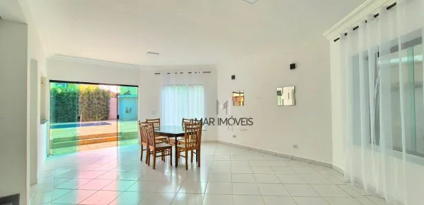 Casa de Condomínio com 4 Quartos para venda ou aluguel, 230m² no Balneário Praia do Pernambuco, Guarujá
