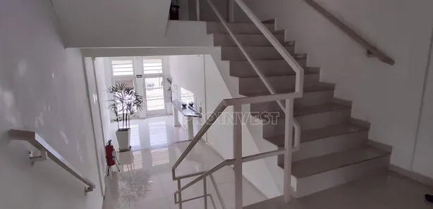 Prédio Inteiro para venda ou aluguel, 752m² no Jardim Lambreta, Cotia