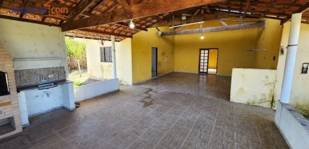 Fazenda / Sítio / Chácara com 4 Quartos à venda, 180m² no Chácara Marambaia, Caçapava