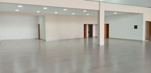 Loja / Salão / Ponto Comercial para alugar, 600m² no Centro, Arapongas