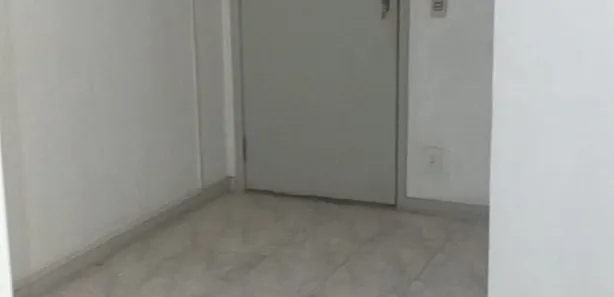 Conjunto Comercial / Sala à venda, 24m² no Jardim Vinte e Cinco de Agosto, Duque de Caxias
