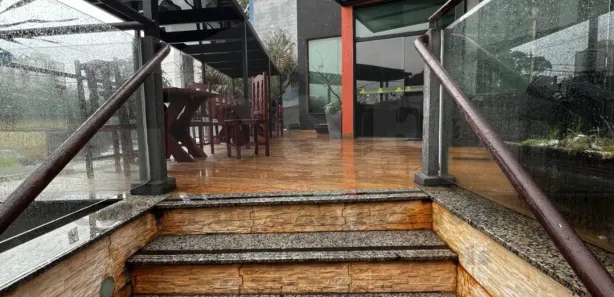 Prédio Inteiro para alugar, 260m² no Jaguaré, São Paulo
