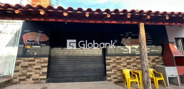 Conjunto Comercial / Sala para alugar, 105m² no Santo Inácio, Montes Claros