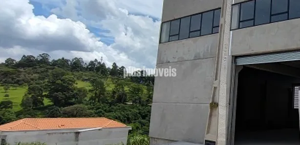 Galpão / Depósito / Armazém para alugar, 675m² no Laranjeiras, Caieiras