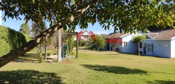Fazenda / Sítio / Chácara com 2 Quartos à venda, 4259m² no , Alambari