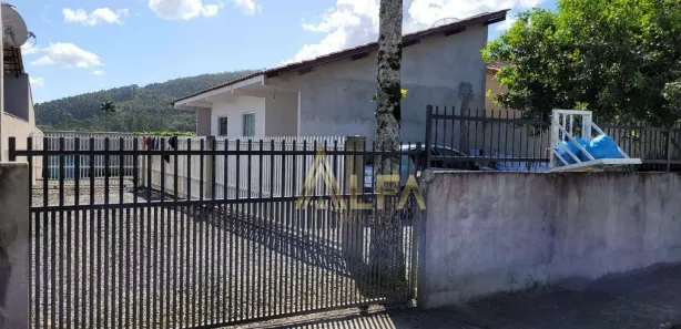 Casa com 2 Quartos à venda, 300m² no Santa Lidia, Penha
