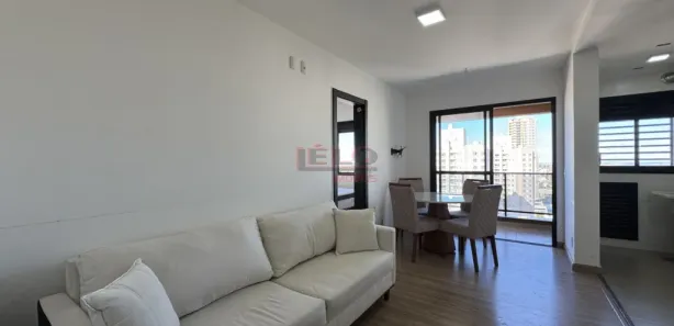 Apartamento com 1 Quarto para alugar, 45m² no Zona 08, Maringá