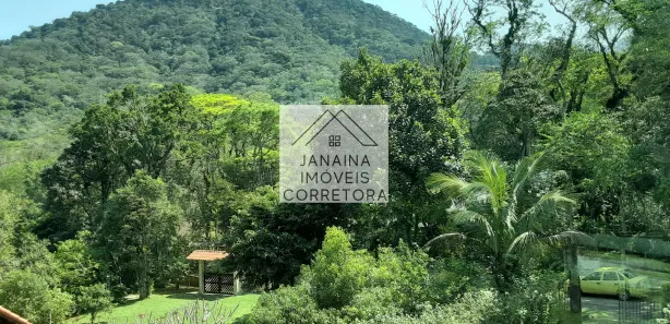 Casa de Condomínio com 3 Quartos à venda, 211m² no Caneca Fina, Guapimirim