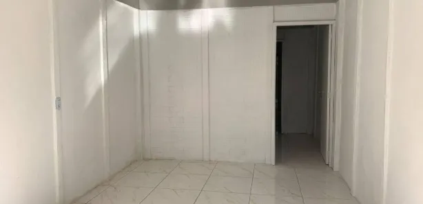 Kitnet com 1 Quarto para alugar, 33m² no Meia Praia, Navegantes