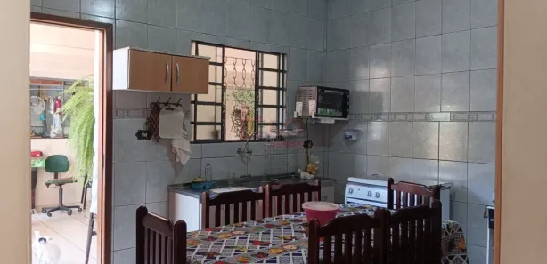 Prédio Inteiro com 5 Quartos à venda, 98m² no Parque das Grevíleas I parte, Maringá