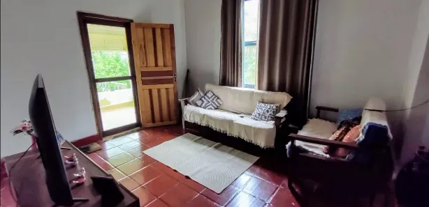 Fazenda / Sítio / Chácara com 2 Quartos à venda, 200m² no , Piraí