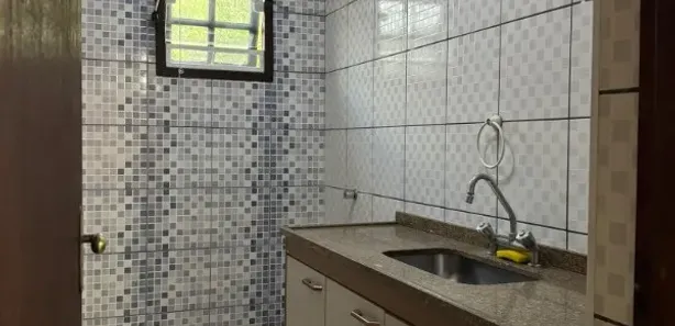 Casa Comercial para alugar, 197m² no Região Central, Caieiras