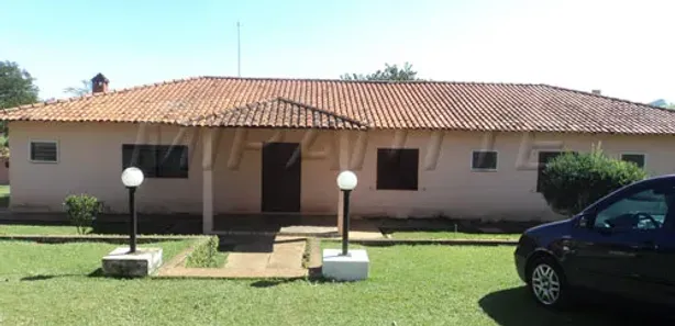 Fazenda / Sítio / Chácara com 5 Quartos à venda, 300m² no Centro, Boituva