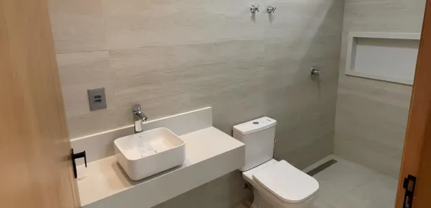 Casa de Condomínio com 3 Quartos à venda, 180m² no Jardins Porto, Senador Canedo