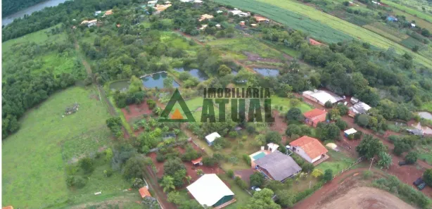 Fazenda / Sítio / Chácara com 2 Quartos à venda, 85m² no , Ibiporã