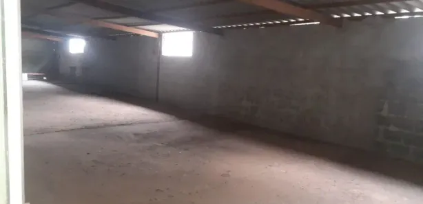 Galpão / Depósito / Armazém à venda, 1300m² no Bairro Sinagoga (Tamoios), Cabo Frio