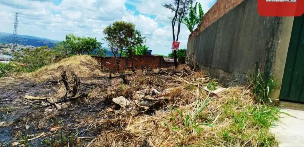 Terreno / Lote / Condomínio à venda, 360m² no São Damião, Vespasiano