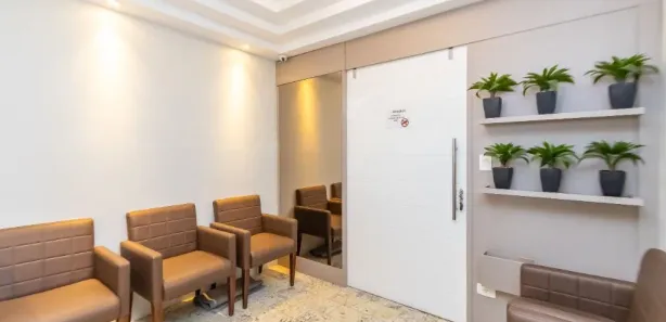 Conjunto Comercial / Sala para alugar, 66m² no Centro, Curitiba