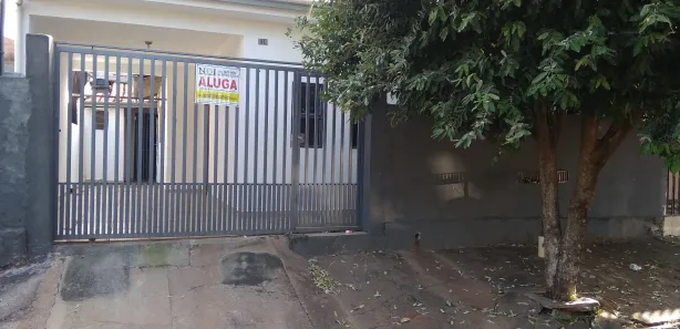 Casa com 3 Quartos para alugar, 135m² no Conjunto Habitacional Ana Jacinta, Presidente Prudente