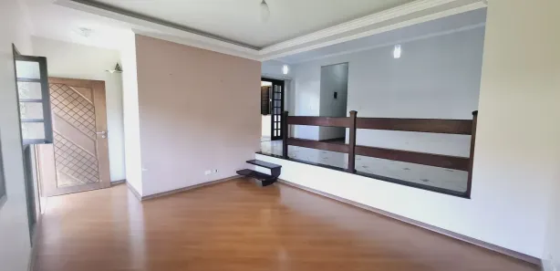 Sobrado com 4 Quartos para alugar, 213m² no Jardim Carlos Cooper, Suzano