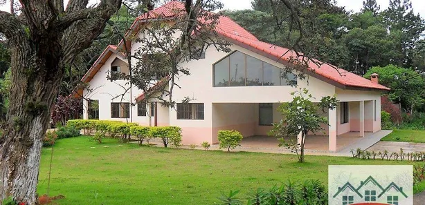 Fazenda / Sítio / Chácara com 5 Quartos para alugar, 640m² no Jardim São Miguel, Cotia