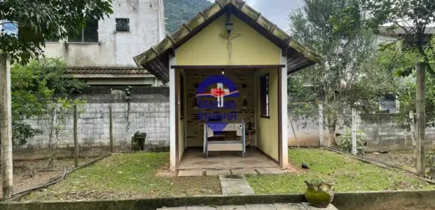 Fazenda / Sítio / Chácara com 4 Quartos à venda, 250m² no Trapiche, Macaé