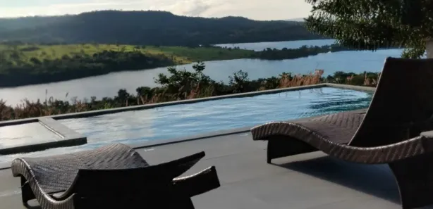 Casa de Condomínio com 6 Quartos para venda ou aluguel, 860m² no , Alexânia