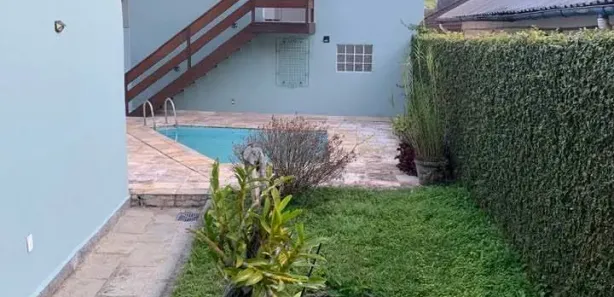 Casa com 2 Quartos para alugar, 110m² no Mosela, Petrópolis