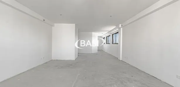 Conjunto Comercial / Sala para alugar, 146m² no Bacacheri, Curitiba