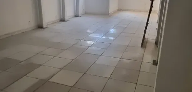 Prédio Inteiro para alugar, 250m² no Centro, Duque de Caxias