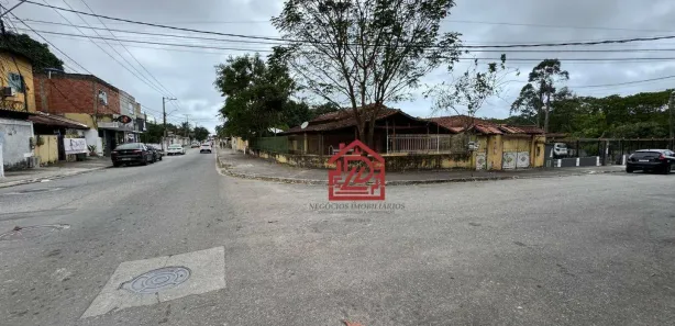 Casa com 3 Quartos para venda ou aluguel, 135m² no Jardim Mariléa, Rio das Ostras