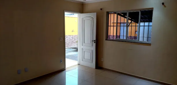 Casa com 3 Quartos à venda, 300m² no Comendador Soares, Nova Iguaçu
