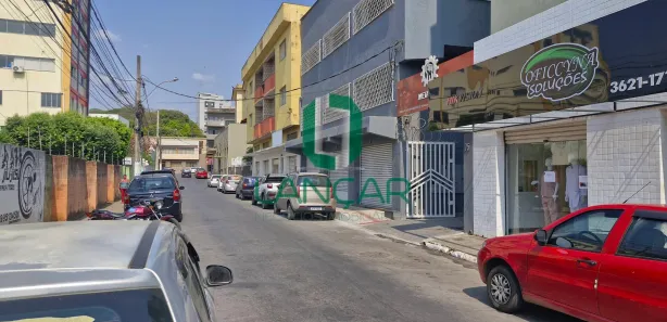 Loja / Salão / Ponto Comercial para alugar, 180m² no Centro, Vespasiano