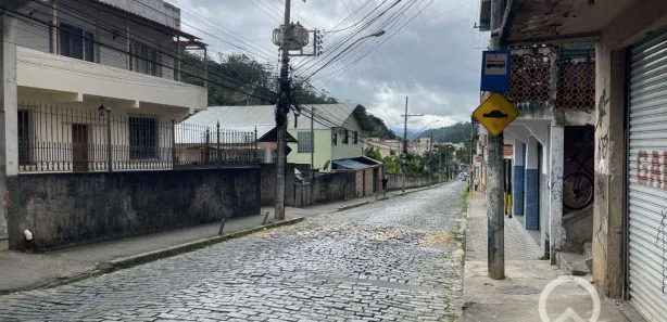 Loja / Salão / Ponto Comercial à venda, 107m² no Centro, Nova Friburgo