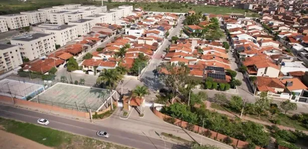 Casa de Condomínio com 2 Quartos à venda, 200m² no Universitário, Caruaru