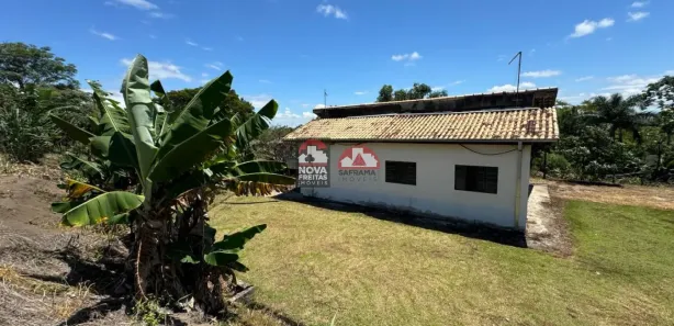 Fazenda / Sítio / Chácara com 3 Quartos à venda, 130m² no Chácara Marambaia, Caçapava